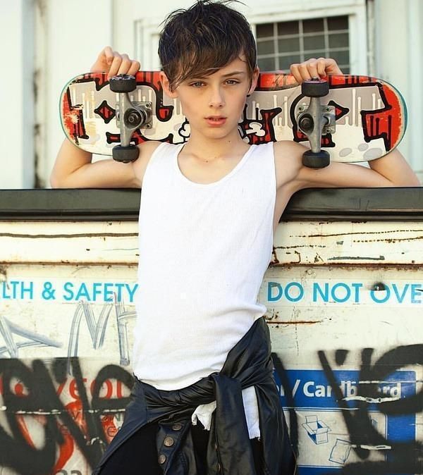 不行，疯狂安利米勒啊，有人喜欢咩