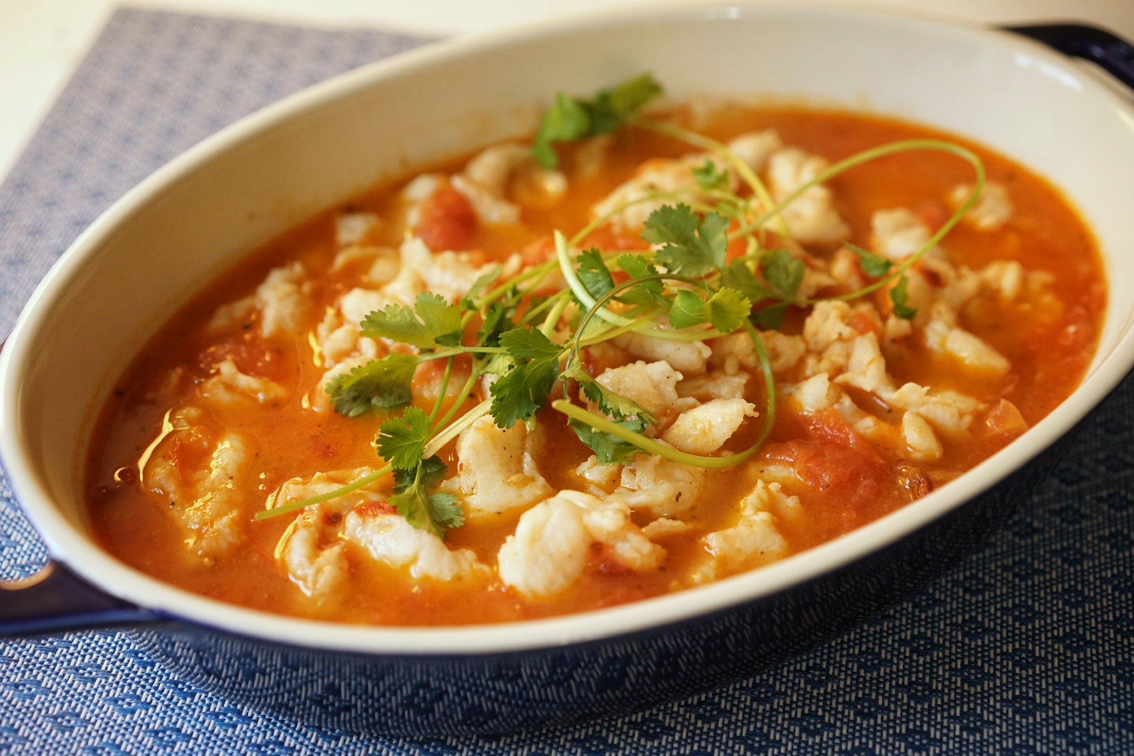 晚饭打卡344番茄巴沙鱼片和豌豆