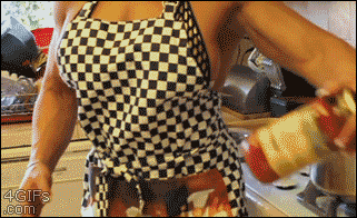 每个女孩子都渴望有个能为她拧开瓶盖的男人 